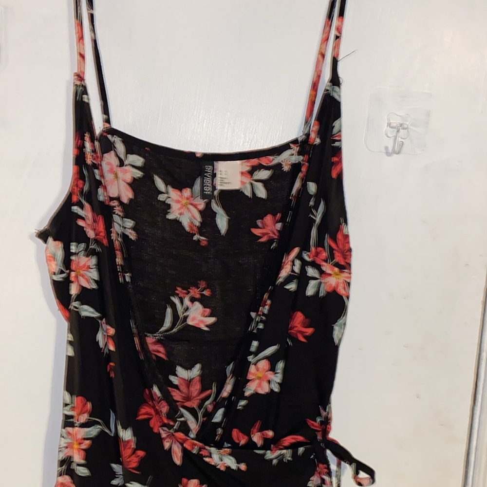 Dress - Picture 3 of 7